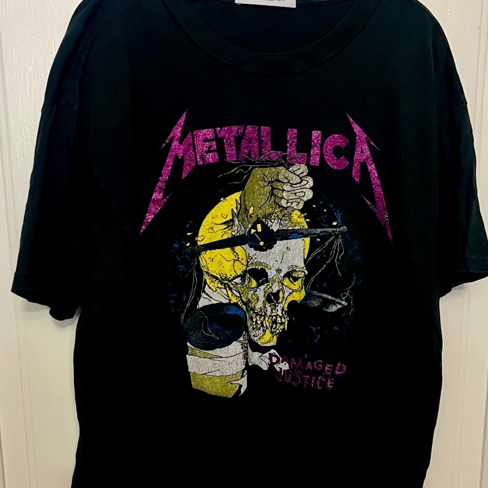Daydreamer Band T-Shirt, Size Large, Metallica